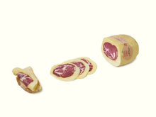 Carica l'immagine nel visualizzatore di Gallery, Provola-capocollo piccante