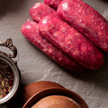 Carica l'immagine nel visualizzatore di Gallery, SALSICCIA FRESCA CATENA DI SUINO NERO DI CALABRIA DOLCE 350 G ambient
